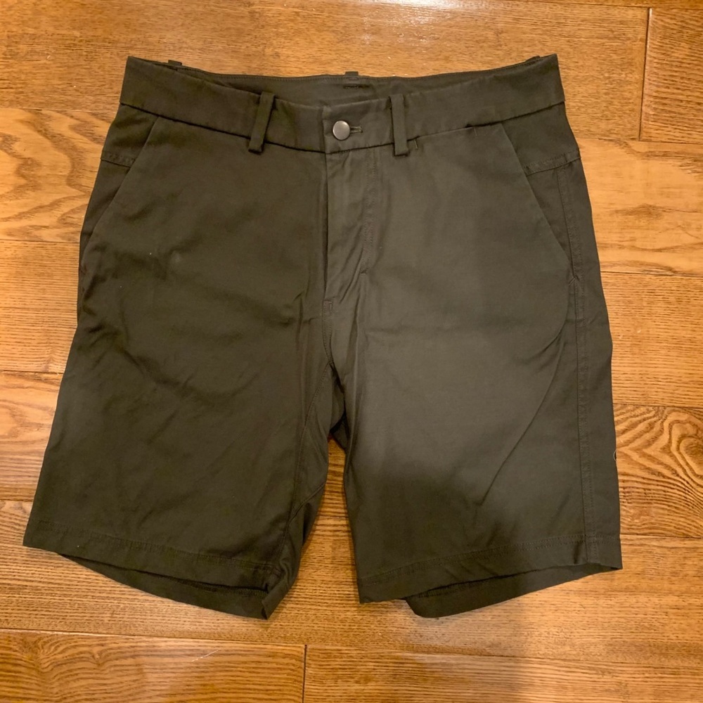 Men’s lululemon shorts. Olive green.